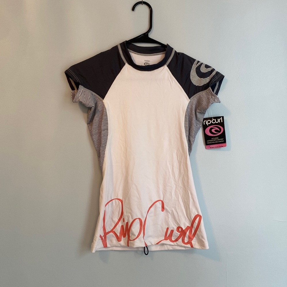 Quick dry athletic shirt